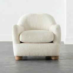 Bacio Cream Boucle Lounge Chair With Bleached Oak Legs