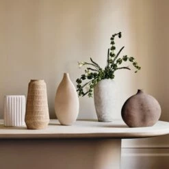 Torino Textured White Vase -marin sHOP CB2SP23 14B Hero 3