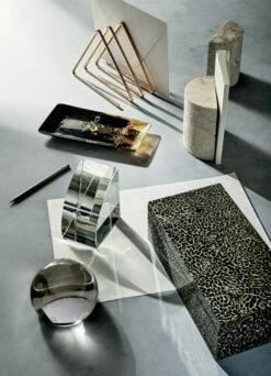 Column Marble Bookends Set Of 2 -marin sHOP CrystalDomeMagnifierJN20