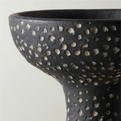 Leroi Black Terracotta Vase -marin sHOP LeroiBlackVaseAVSHF23