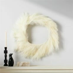 Faux Ivory Pampas Grass Wreath 36"