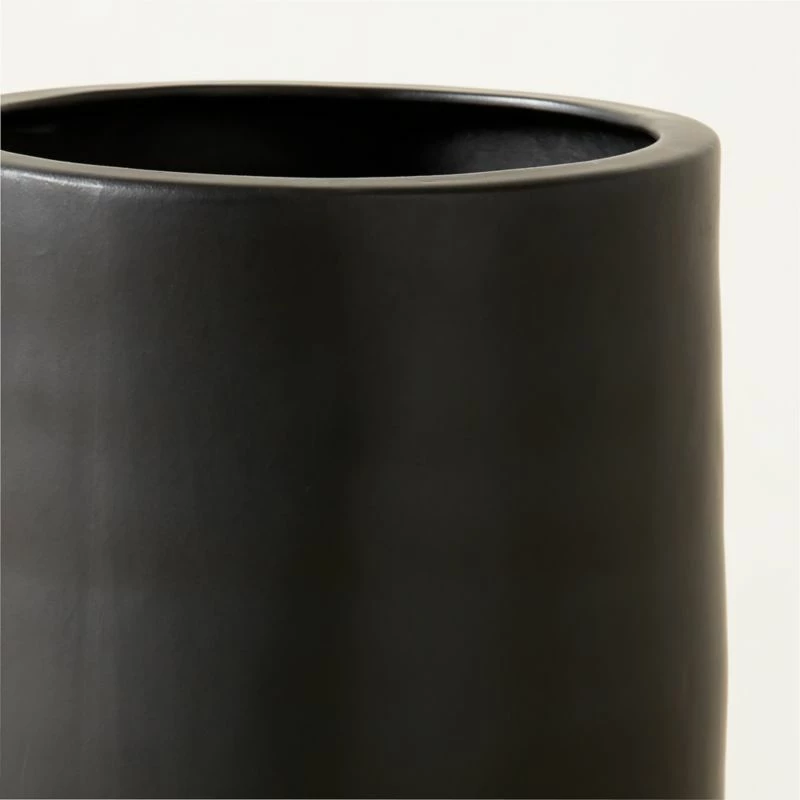 Reo Tall Black Vase 5 Reo Tall Black Vase - Image 3