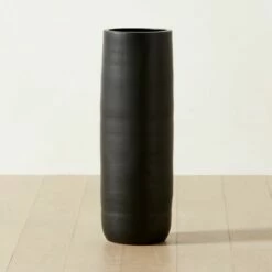 Reo Tall Black Vase