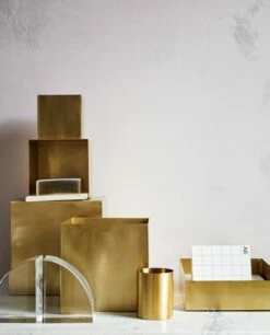 Modern Curved Crystal Glass Bookend -marin sHOP SolidBrassStudioDeskAccessoriesJL18