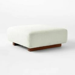 Terrain Ivory Boucle Ottoman -marin sHOP TerrainIvyBcOttmn3QSSS22