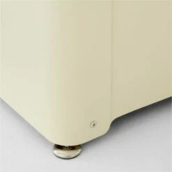 Tol Ivory Boucle Chair -marin sHOP TolIvoryBoucleRAChairAVSSF23