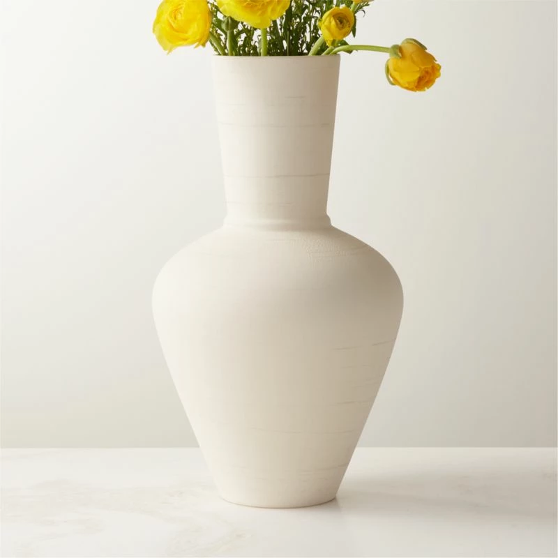 Valo Matte White Ceramic Vase 4 Valo Matte White Ceramic Vase - Image 2